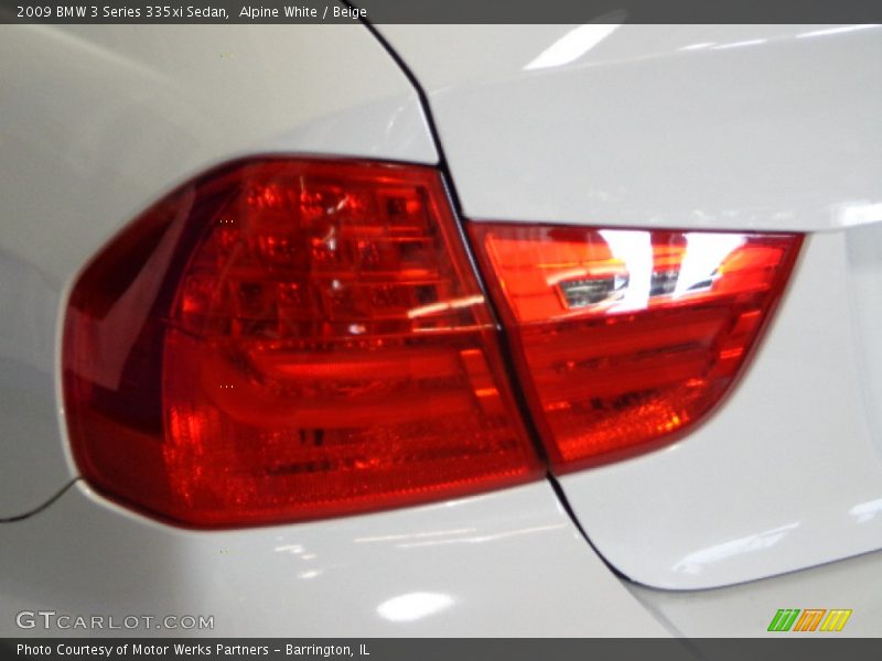Alpine White / Beige 2009 BMW 3 Series 335xi Sedan