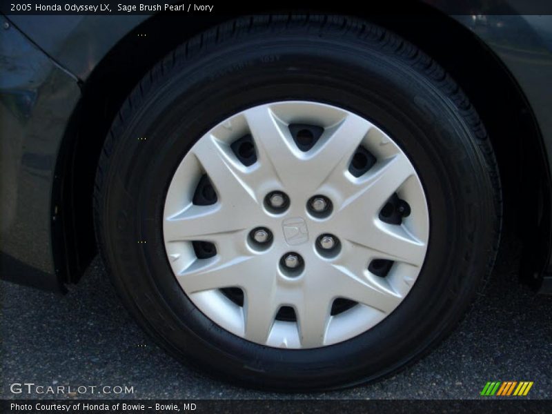 Sage Brush Pearl / Ivory 2005 Honda Odyssey LX