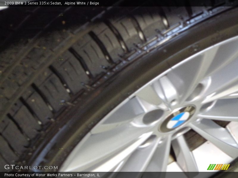Alpine White / Beige 2009 BMW 3 Series 335xi Sedan