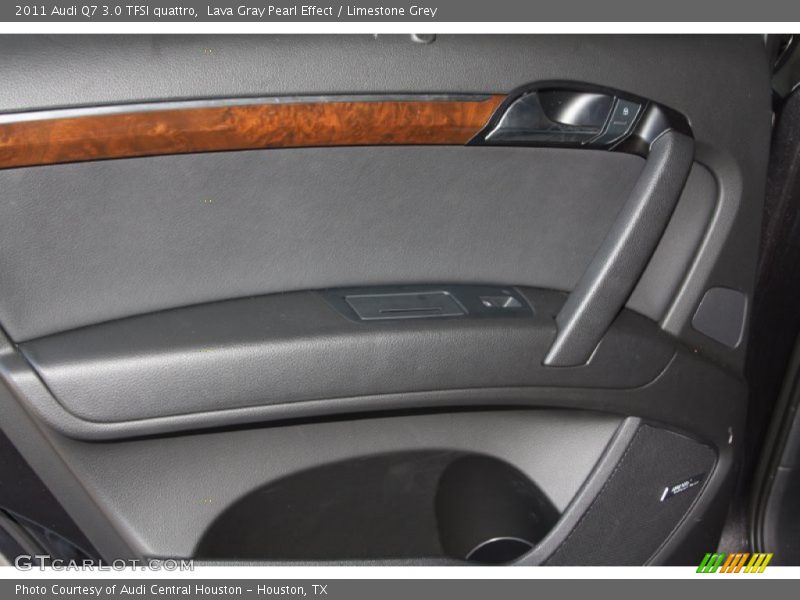 Lava Gray Pearl Effect / Limestone Grey 2011 Audi Q7 3.0 TFSI quattro