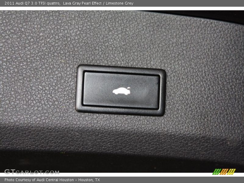 Lava Gray Pearl Effect / Limestone Grey 2011 Audi Q7 3.0 TFSI quattro
