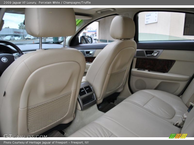 Porcelain White / Champagne/Truffle 2009 Jaguar XF Luxury