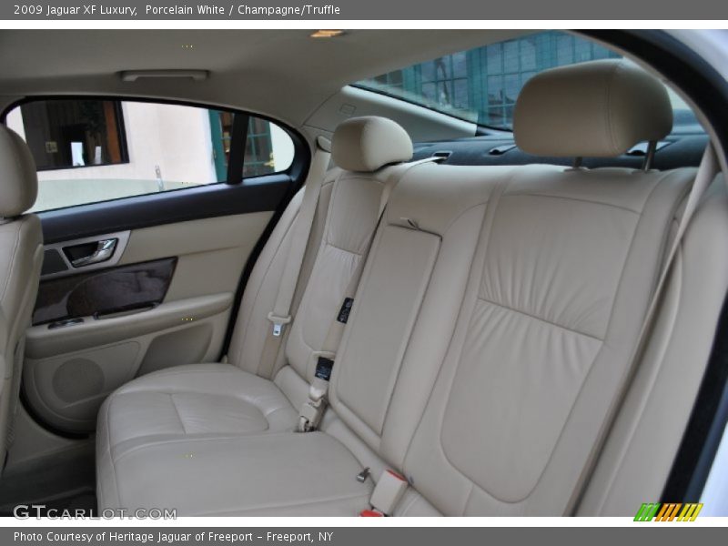 Porcelain White / Champagne/Truffle 2009 Jaguar XF Luxury