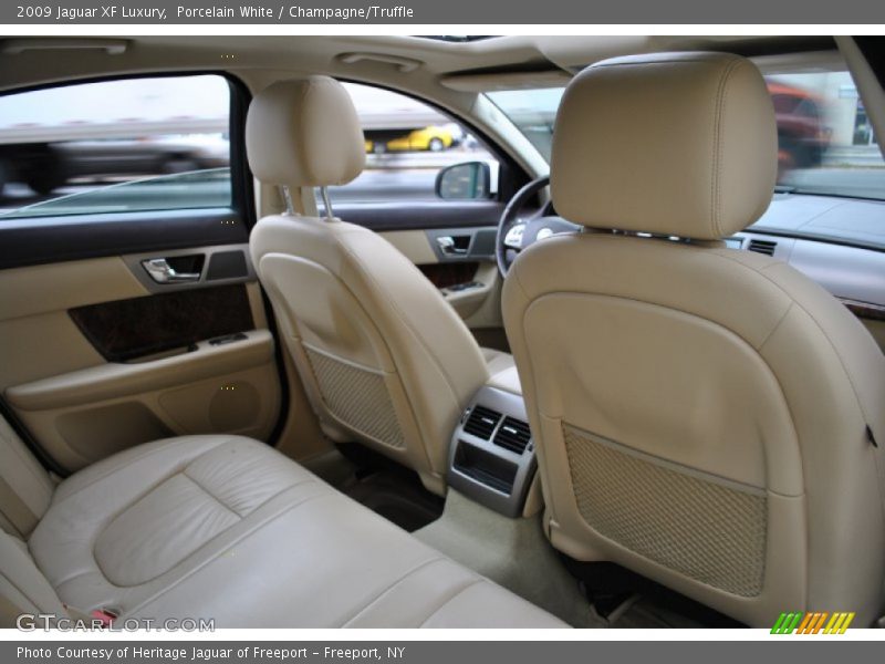 Porcelain White / Champagne/Truffle 2009 Jaguar XF Luxury