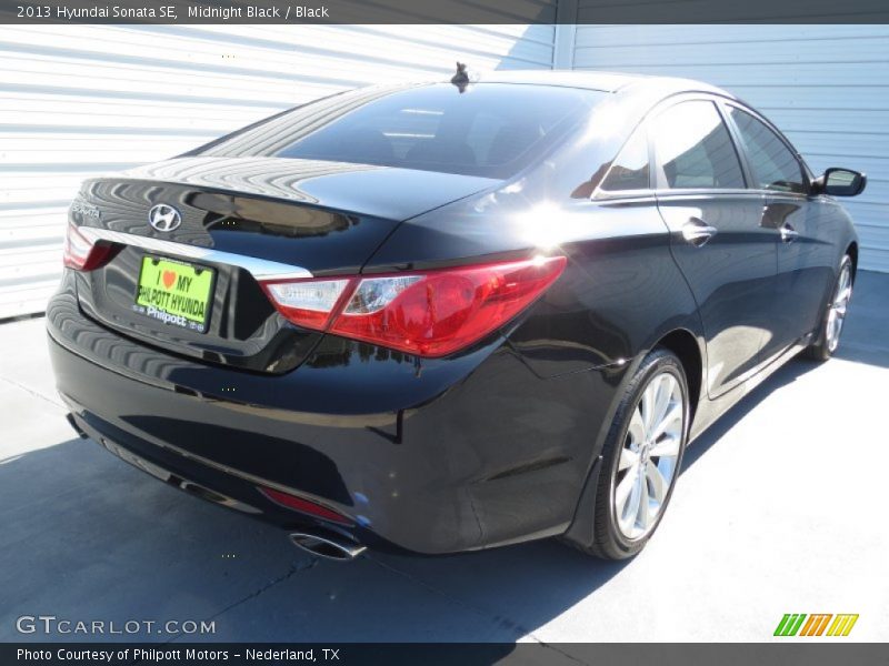Midnight Black / Black 2013 Hyundai Sonata SE
