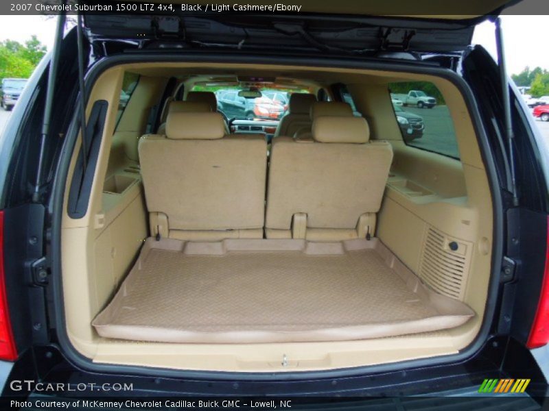  2007 Suburban 1500 LTZ 4x4 Trunk