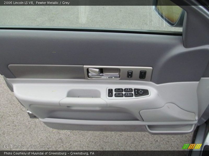 Door Panel of 2006 LS V8