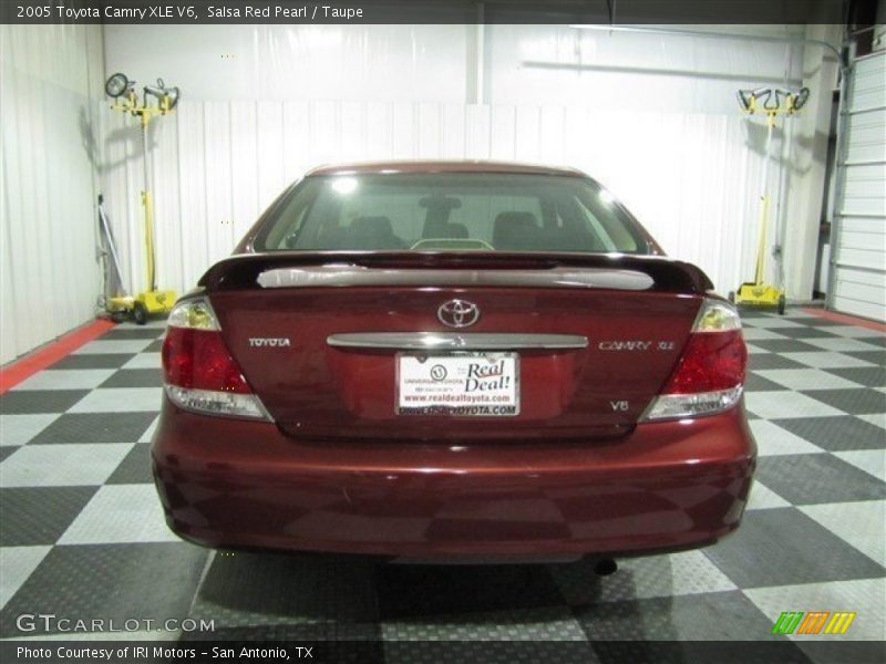 Salsa Red Pearl / Taupe 2005 Toyota Camry XLE V6