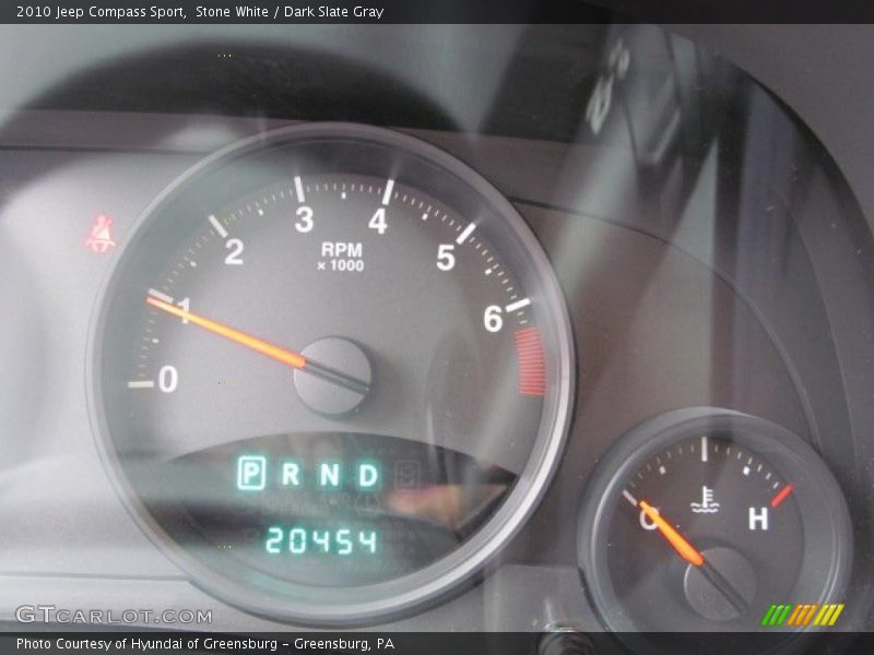 Stone White / Dark Slate Gray 2010 Jeep Compass Sport