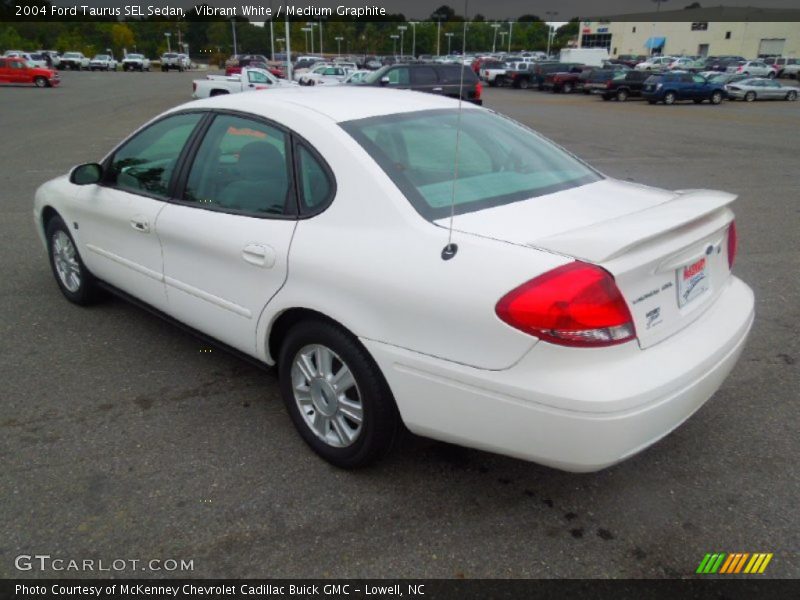 Vibrant White / Medium Graphite 2004 Ford Taurus SEL Sedan