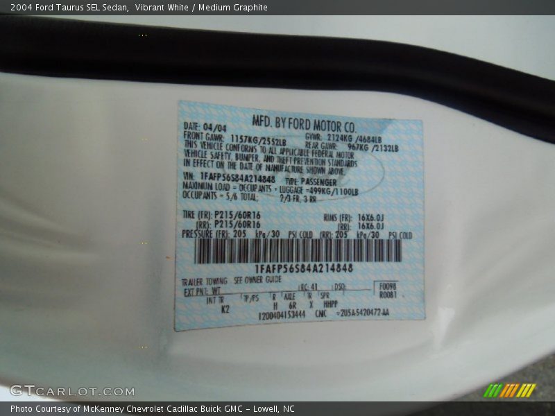 2004 Taurus SEL Sedan Vibrant White Color Code WT