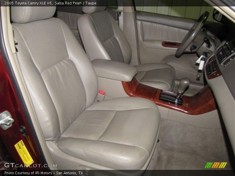 Salsa Red Pearl / Taupe 2005 Toyota Camry XLE V6