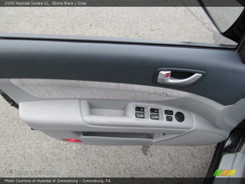 Ebony Black / Gray 2006 Hyundai Sonata GL