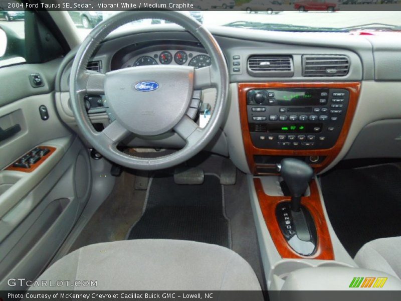 Dashboard of 2004 Taurus SEL Sedan