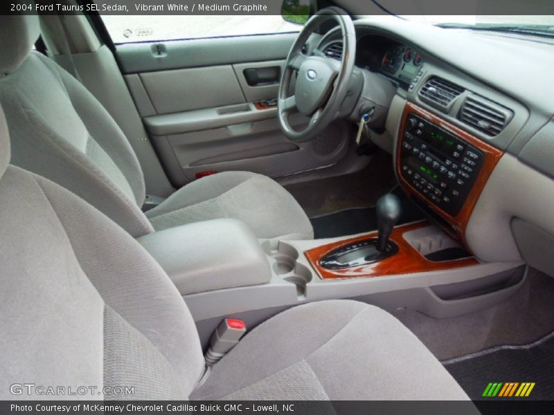  2004 Taurus SEL Sedan Medium Graphite Interior