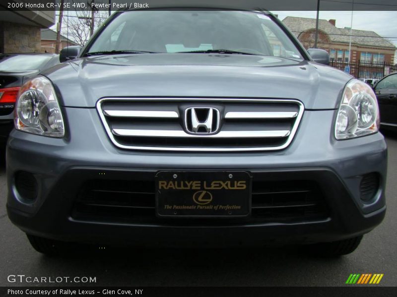 Pewter Pearl / Black 2006 Honda CR-V SE 4WD