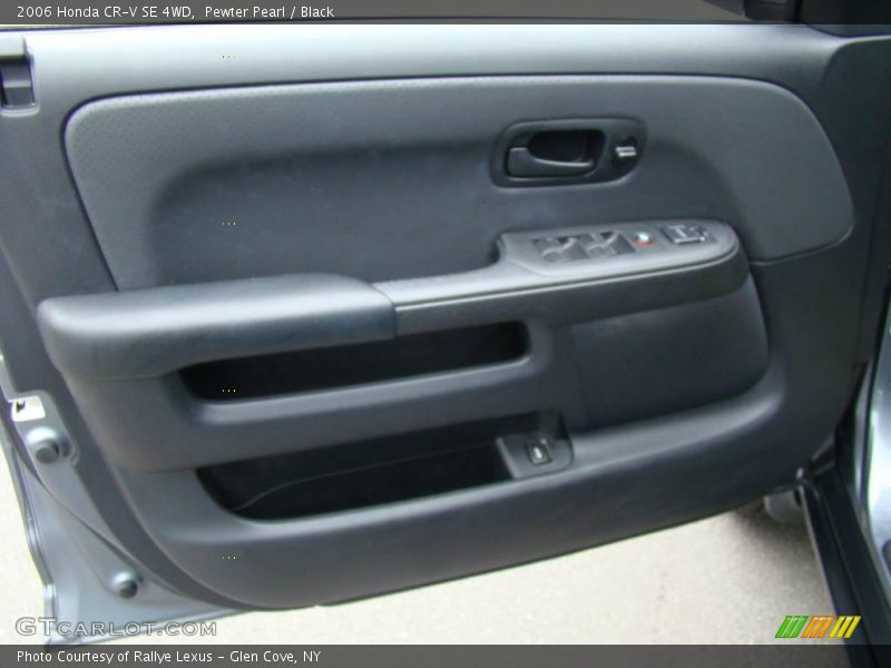 Pewter Pearl / Black 2006 Honda CR-V SE 4WD