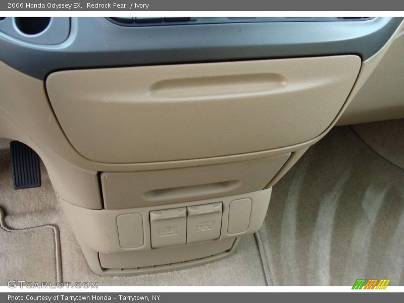 Redrock Pearl / Ivory 2006 Honda Odyssey EX