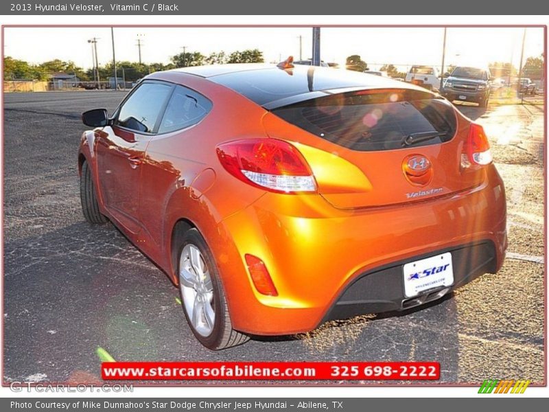 Vitamin C / Black 2013 Hyundai Veloster