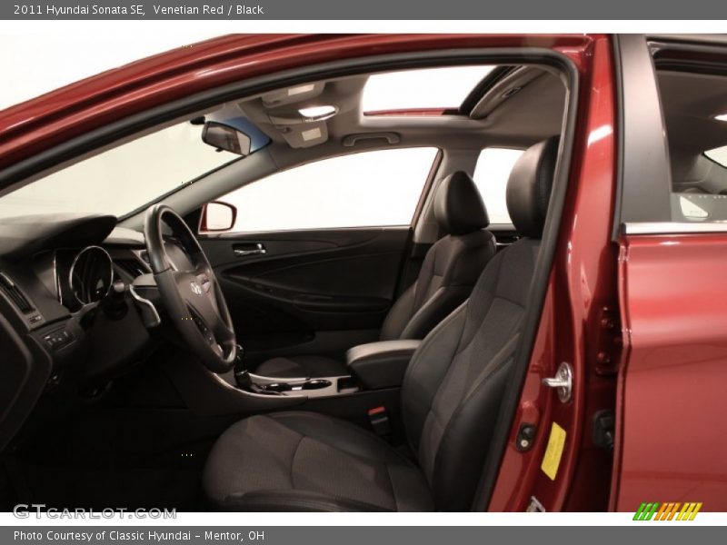 Venetian Red / Black 2011 Hyundai Sonata SE