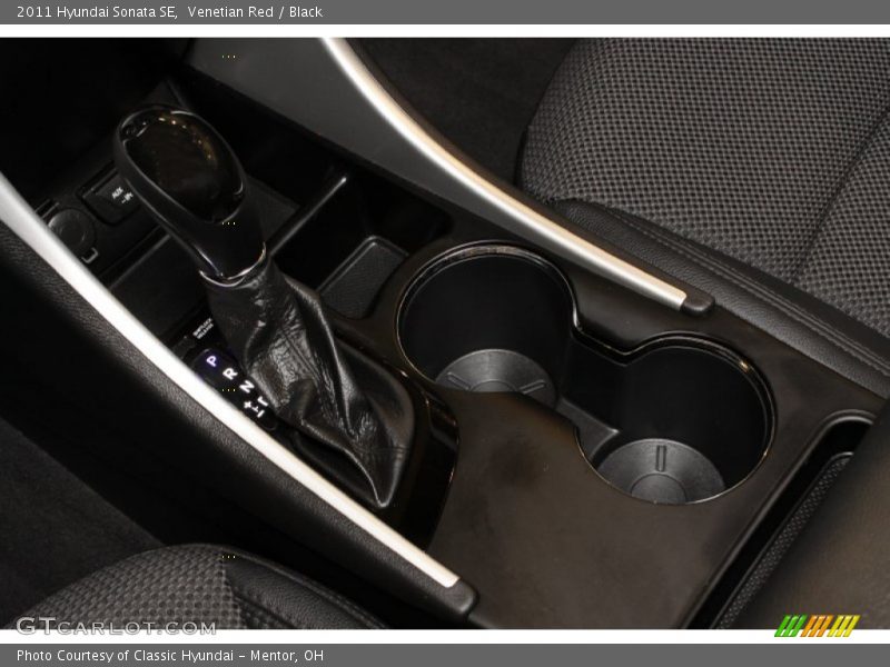Venetian Red / Black 2011 Hyundai Sonata SE