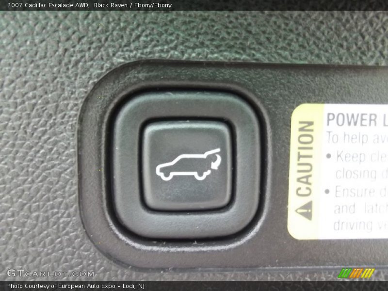 Black Raven / Ebony/Ebony 2007 Cadillac Escalade AWD