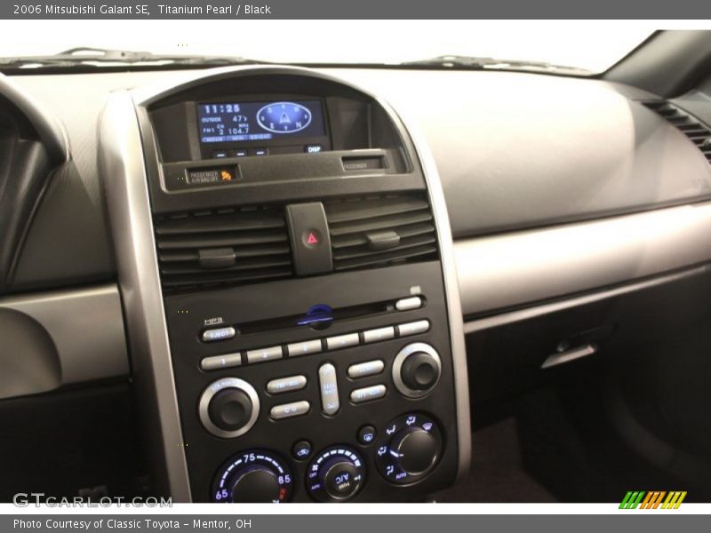 Titanium Pearl / Black 2006 Mitsubishi Galant SE