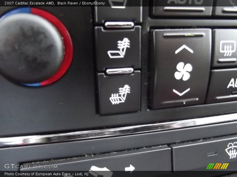 Black Raven / Ebony/Ebony 2007 Cadillac Escalade AWD