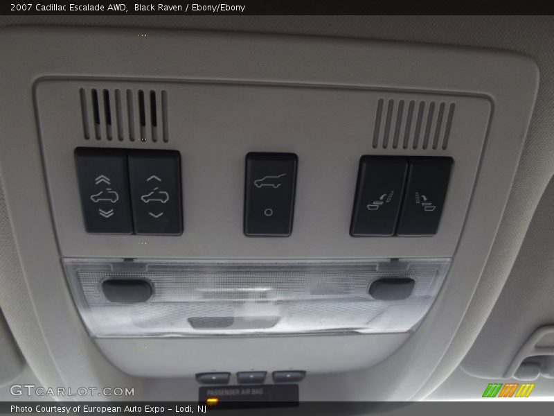 Black Raven / Ebony/Ebony 2007 Cadillac Escalade AWD