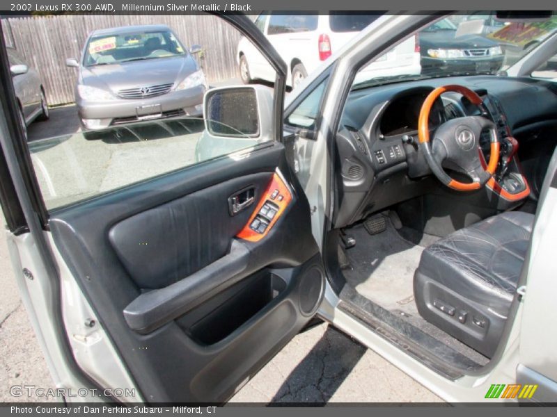 Millennium Silver Metallic / Black 2002 Lexus RX 300 AWD