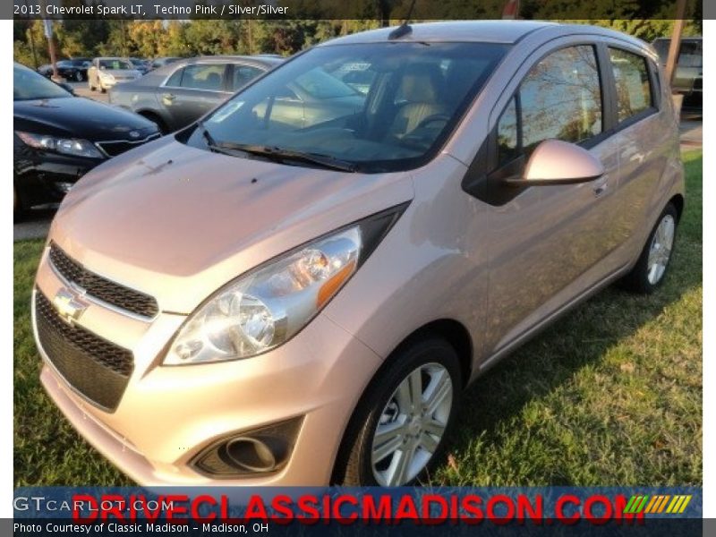Techno Pink / Silver/Silver 2013 Chevrolet Spark LT