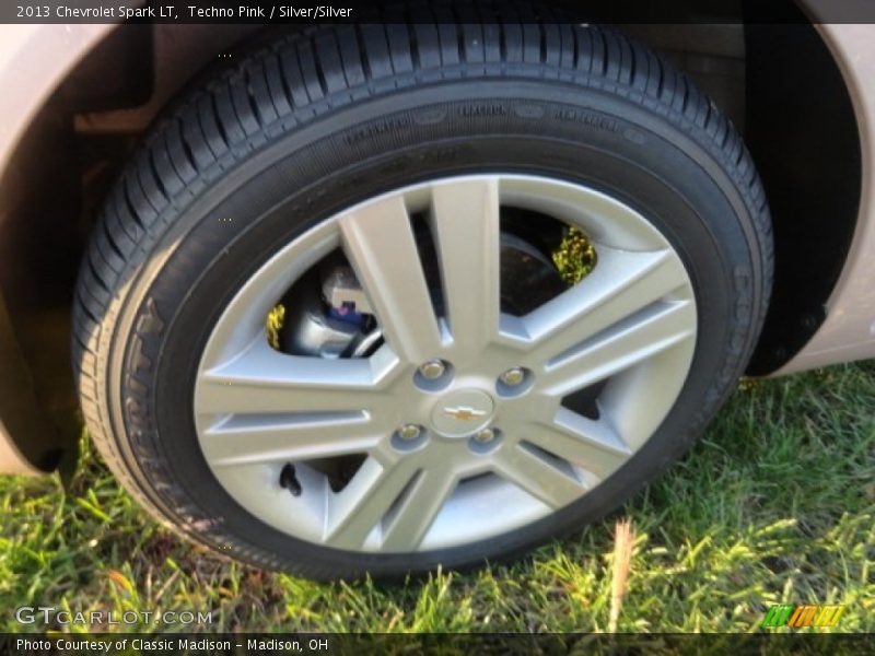Techno Pink / Silver/Silver 2013 Chevrolet Spark LT