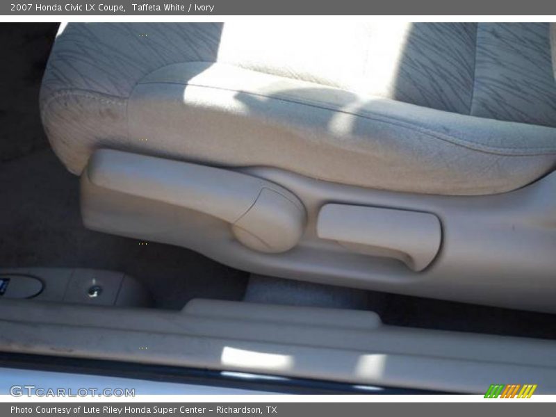Taffeta White / Ivory 2007 Honda Civic LX Coupe