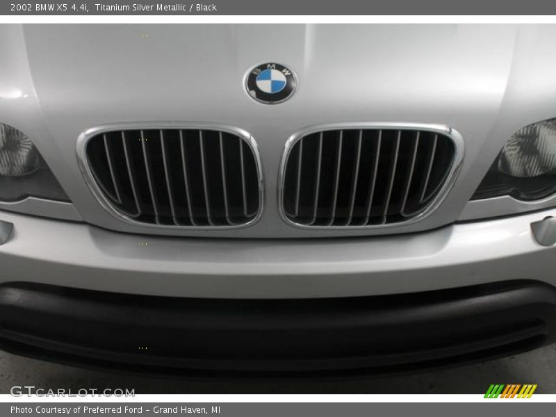 Titanium Silver Metallic / Black 2002 BMW X5 4.4i