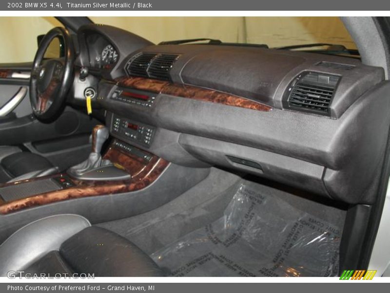 Titanium Silver Metallic / Black 2002 BMW X5 4.4i