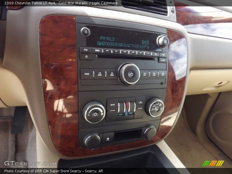 Gold Mist Metallic / Light Cashmere 2009 Chevrolet Tahoe LT 4x4