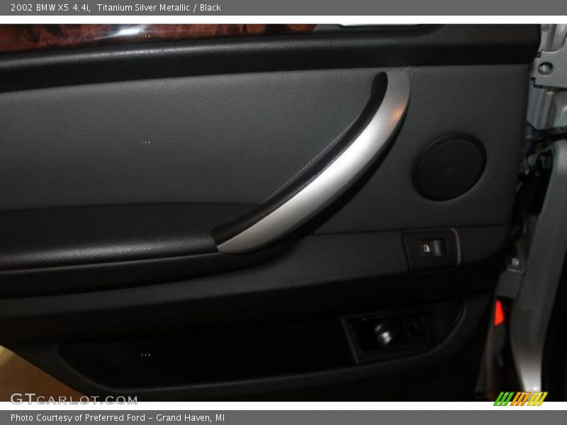 Titanium Silver Metallic / Black 2002 BMW X5 4.4i