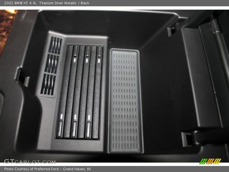 Titanium Silver Metallic / Black 2002 BMW X5 4.4i