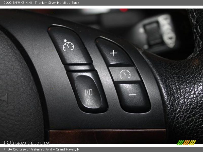 Titanium Silver Metallic / Black 2002 BMW X5 4.4i