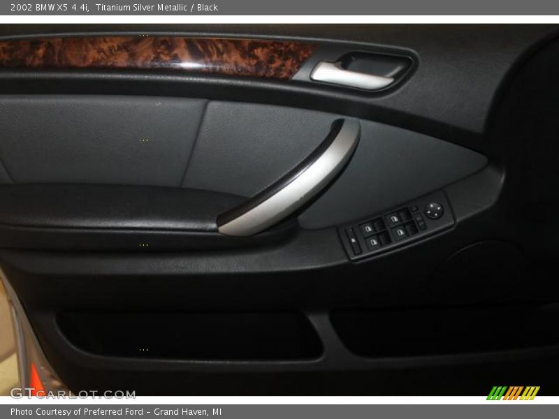 Titanium Silver Metallic / Black 2002 BMW X5 4.4i