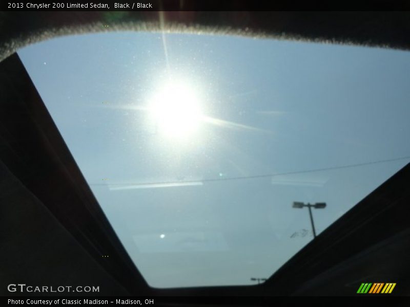 Black / Black 2013 Chrysler 200 Limited Sedan