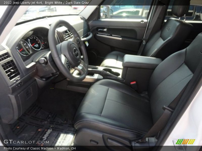 Bright White / Dark Slate Gray 2012 Jeep Liberty Jet 4x4