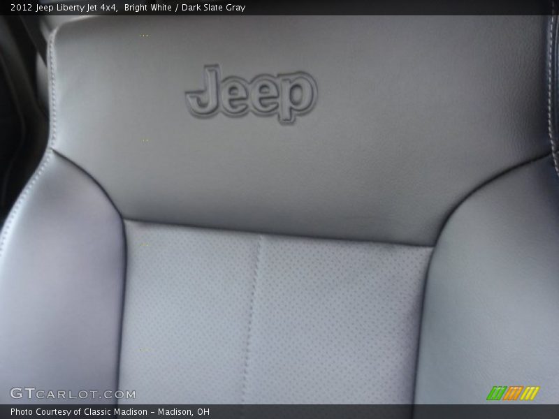 Bright White / Dark Slate Gray 2012 Jeep Liberty Jet 4x4