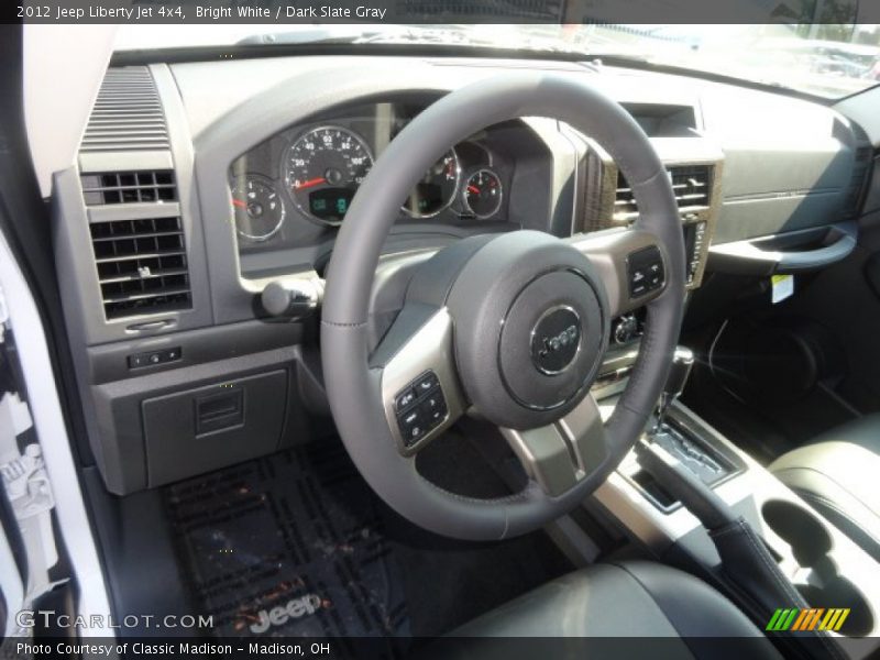 Bright White / Dark Slate Gray 2012 Jeep Liberty Jet 4x4