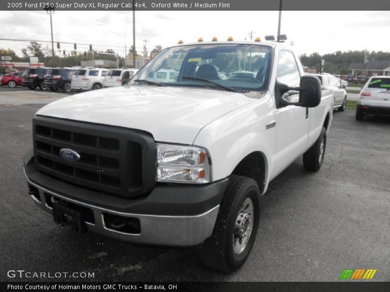 Oxford White / Medium Flint 2005 Ford F250 Super Duty XL Regular Cab 4x4