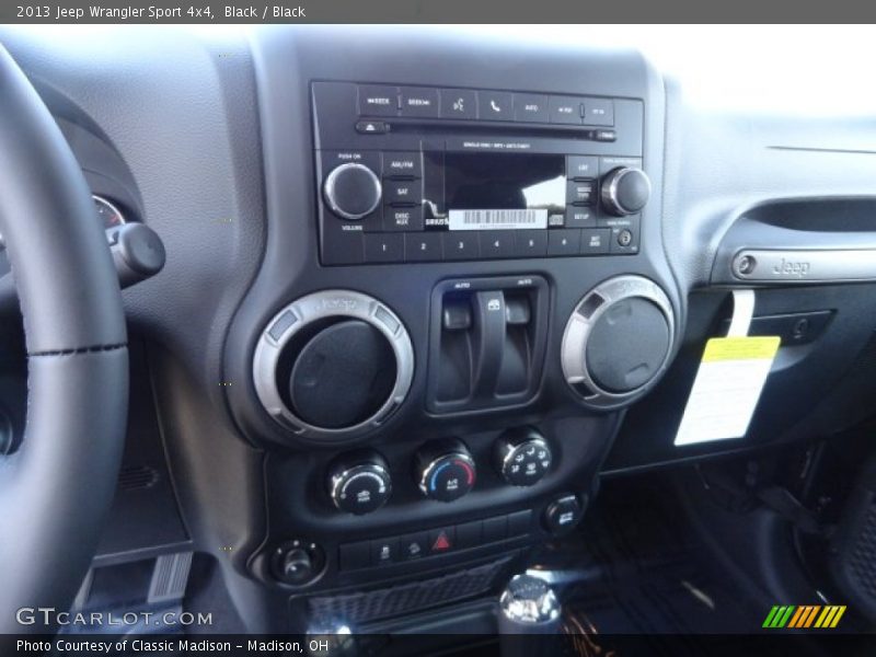Black / Black 2013 Jeep Wrangler Sport 4x4