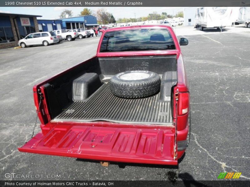 Medium Red Metallic / Graphite 1998 Chevrolet S10 LS Extended Cab 4x4