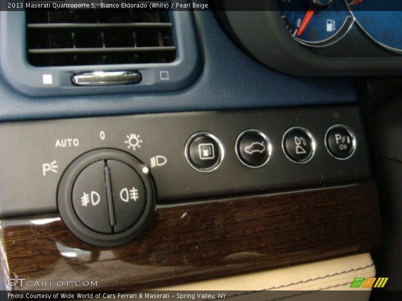 Bianco Eldorado (White) / Pearl Beige 2013 Maserati Quattroporte S