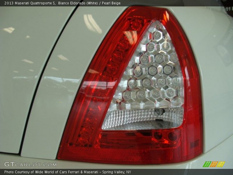 Bianco Eldorado (White) / Pearl Beige 2013 Maserati Quattroporte S