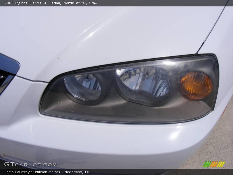 Nordic White / Gray 2005 Hyundai Elantra GLS Sedan